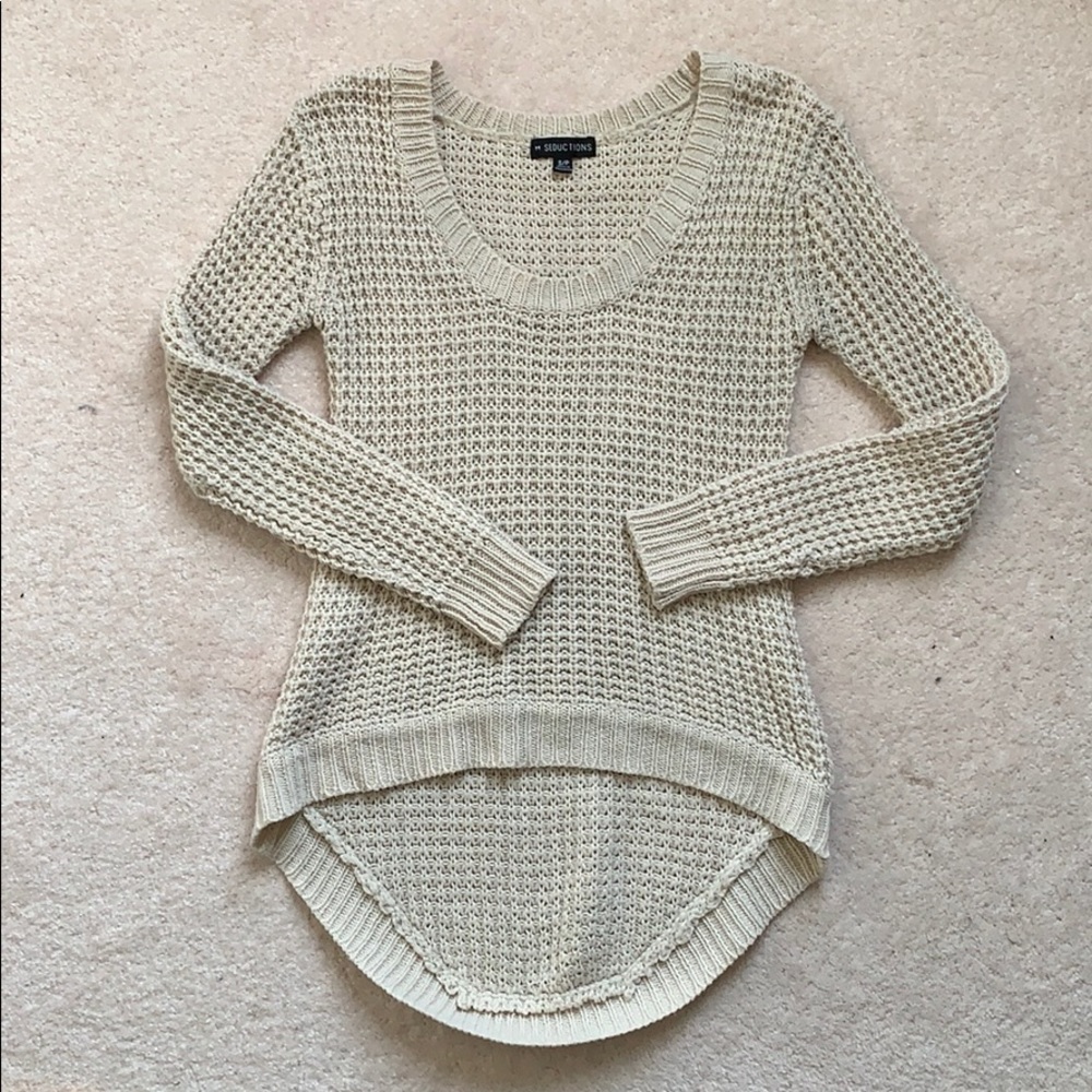 🌸2/$20🌸 Sirens Knit High-Low Sweater